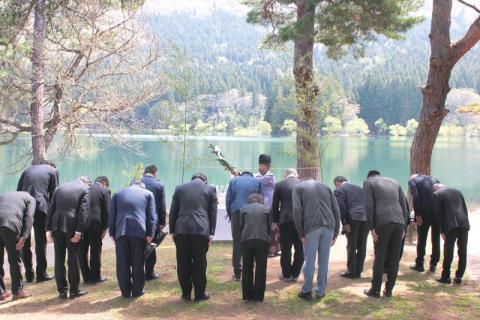 シーズンの無事とにぎわいを祈った湖畔での北竜湖湖水開き